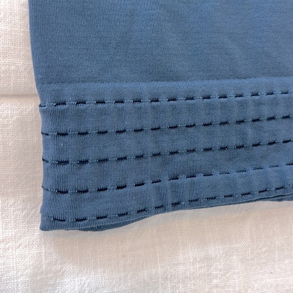 Athleta Namaste Support Tank Top Mesh Padded Yoga Exercise Gym Iron Blue XS - Picture 5 of 11